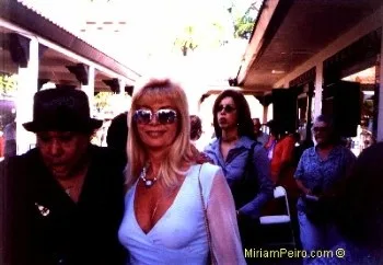 Olga Guillot, Cantante